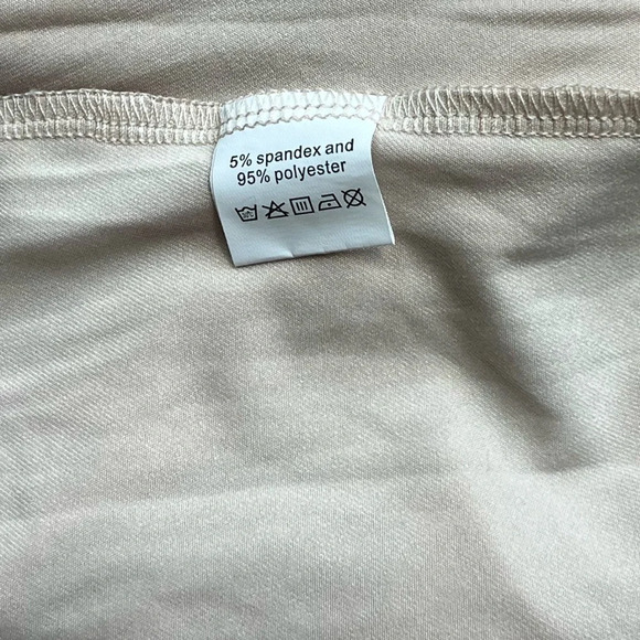 Celia Durr Infinifi Dress - Picture 4 of 6